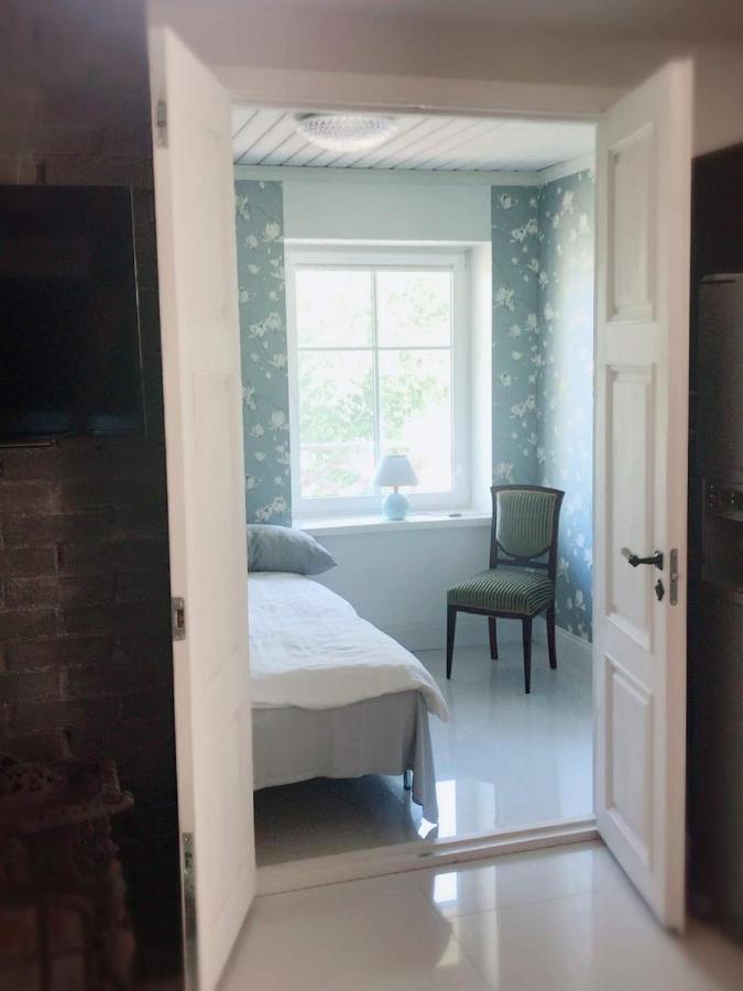 Villa Kertelhof Guesthouse แกร์ดลา ภายนอก รูปภาพ